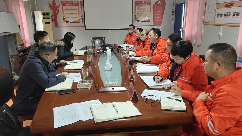 集團(tuán)公司黨委書記、董事長(zhǎng)趙震海調(diào)研指導(dǎo)摩天沖項(xiàng)目 (2).jpg