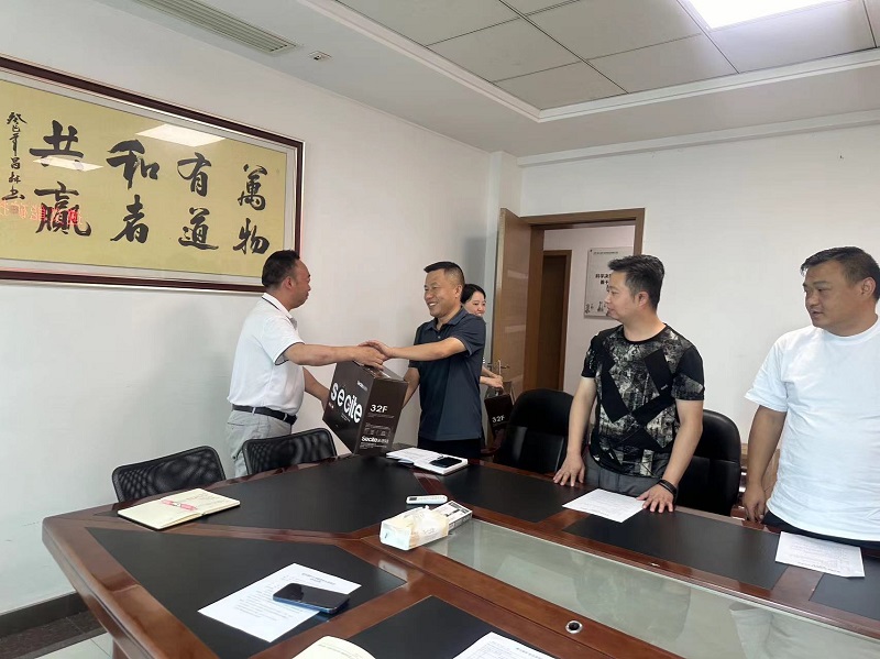 退役軍人座談會(huì)現(xiàn)場(chǎng)照片2.jpg